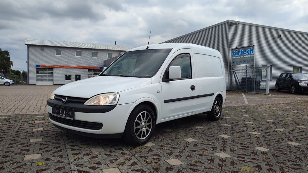 Opel Combo 130.000 km 3.499 &euro; Nordhausen 99734