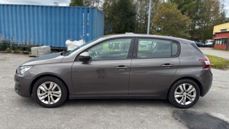 Peugeot 308 73.650 km 7.350 € Erding 85435