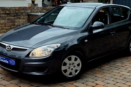 Hyundai i30 121.843 km 2.999 &euro; KASSEL 34125