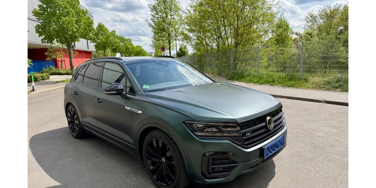VW Touareg 87.450 km 44.999 &euro; Berlin 10315