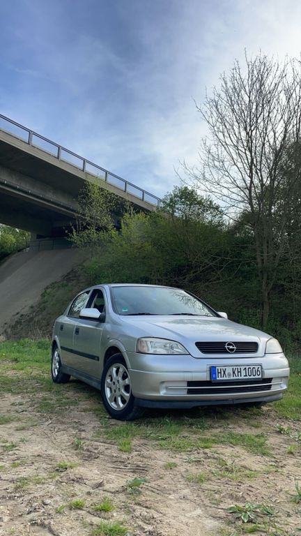Opel Astra 120.000 km 3.200 € Deensen 37626