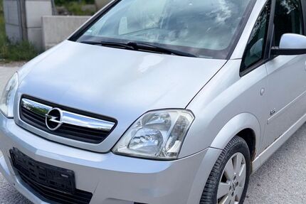 Opel Meriva 188.350 km 700 &euro; München 81829