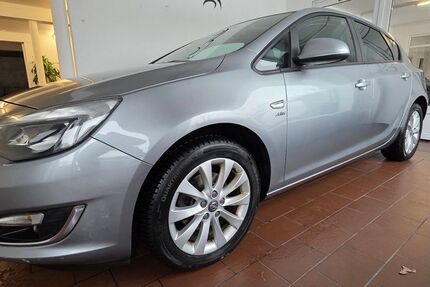 Opel Astra 320.959 km 2.499 &euro; Metjendorf 26215