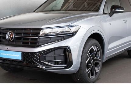 VW Touareg 15.000 km 73.980 &euro; Hüttenberg-Rechtenbach 35625