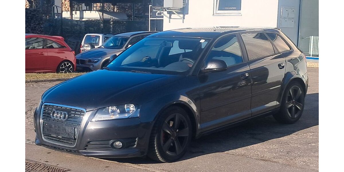 Audi A3 213.000 km 3.490 &euro; Lichtenstein-Unterhausen 72805