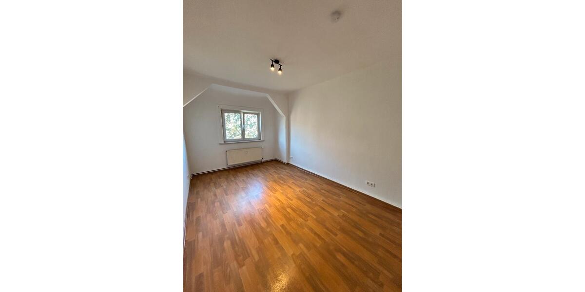 Etagenwohnung Am Ettersberg - 3 Zimmer, 70 m&sup2;, 520&euro; | Angebot:25269875
