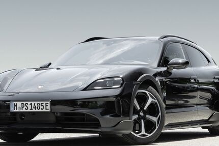 Porsche Taycan 11.900 km 113.970 € München 81477