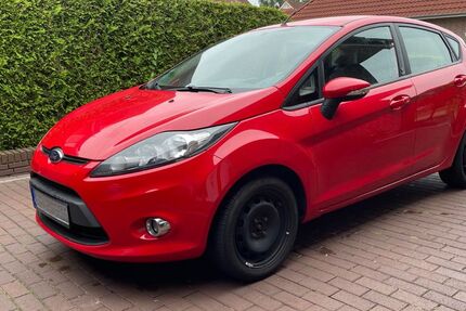 Ford Fiesta 62.425 km 4.900 &euro; Apen 26689