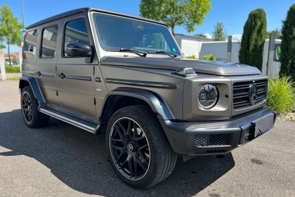 Mercedes G 400