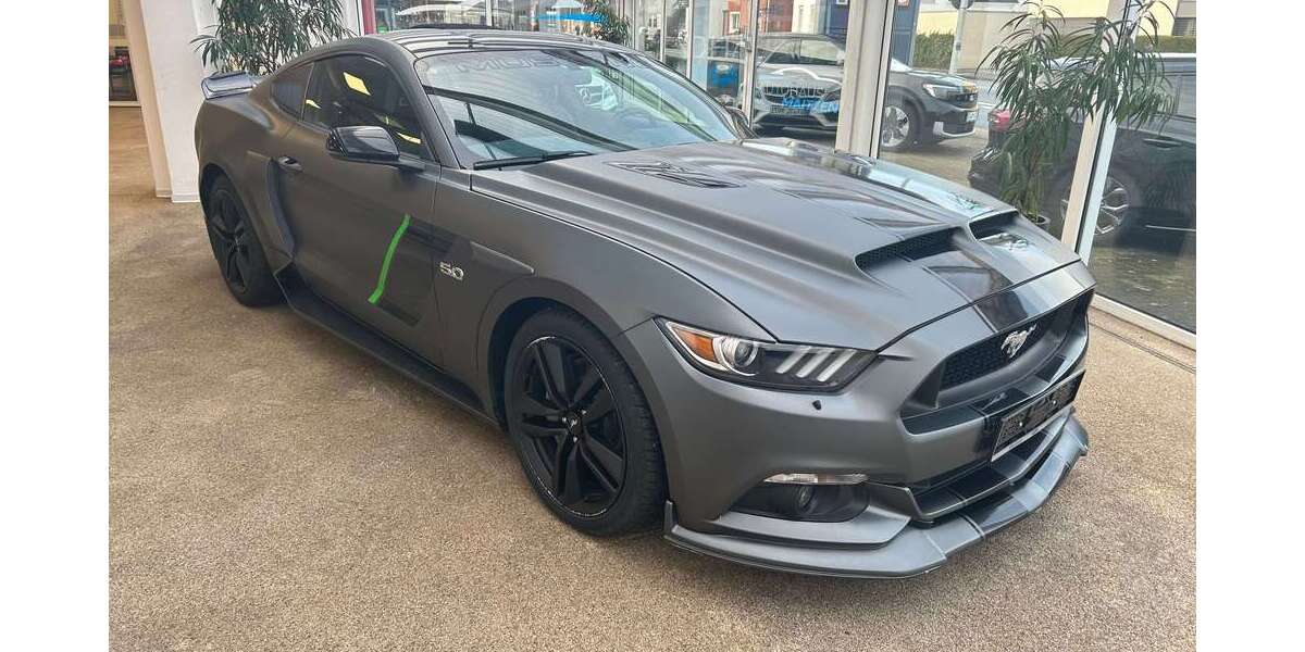 Ford Mustang 95.620 km 31.950 &euro; Emsdetten 48282