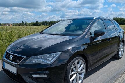 Seat Leon 98.300 km 12.990 &euro; Braunschweig 38114