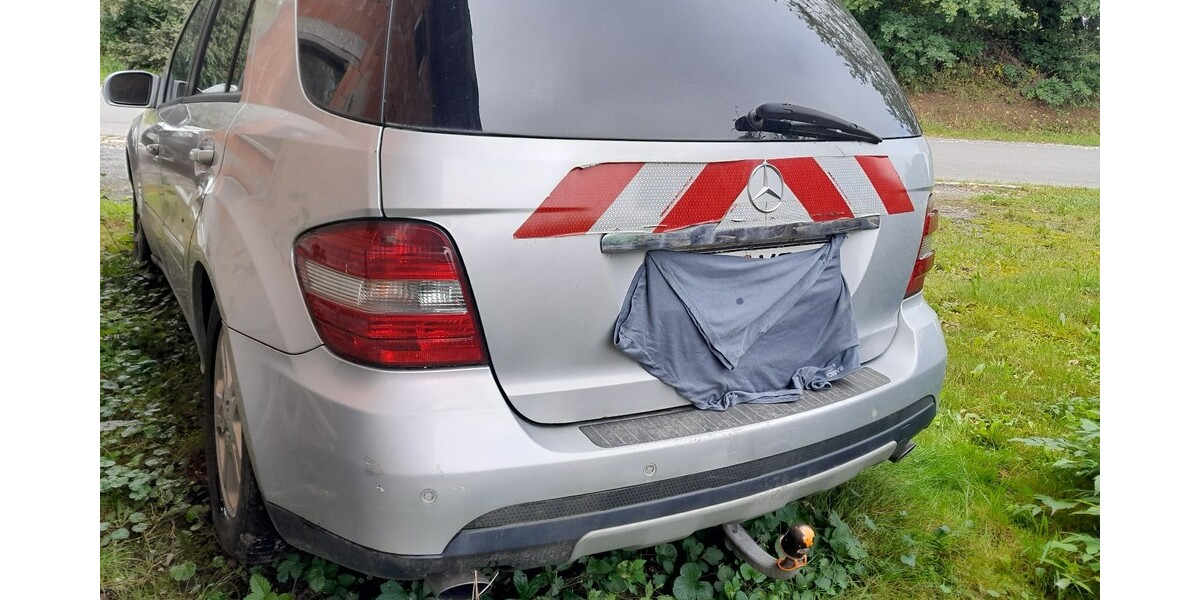 Mercedes-Benz ML 320 260.000 km 3.200 € Bad Kötzting 93444