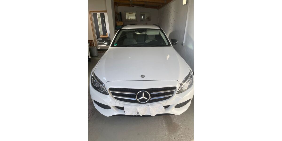 Mercedes-Benz C 250 240.000 km 11.990 &euro; Carlsberg 67316