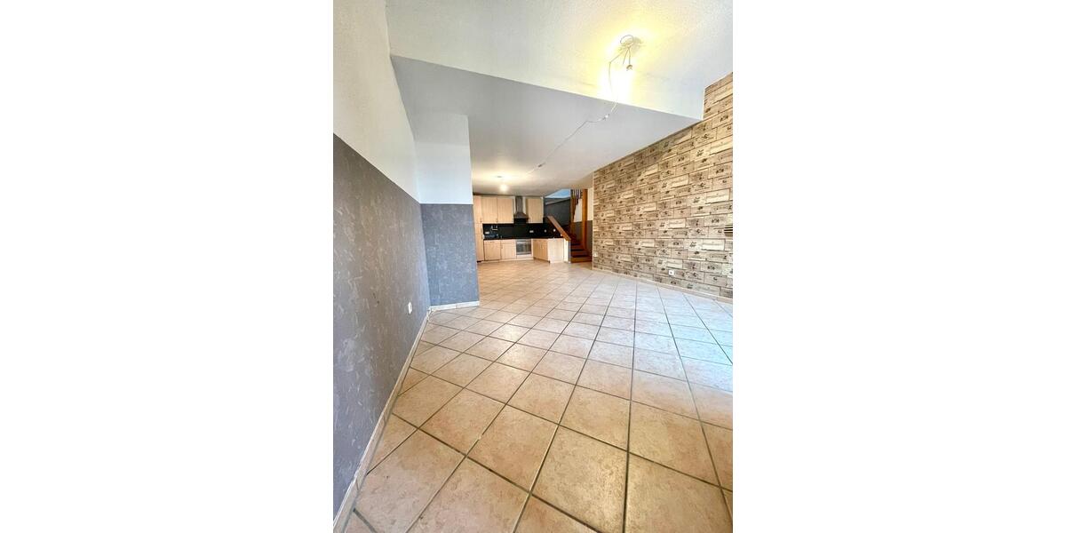 Reihenhaus, 3 Zi., Terrasse, Balkon, Gartennutzung, frei 3 zimmer