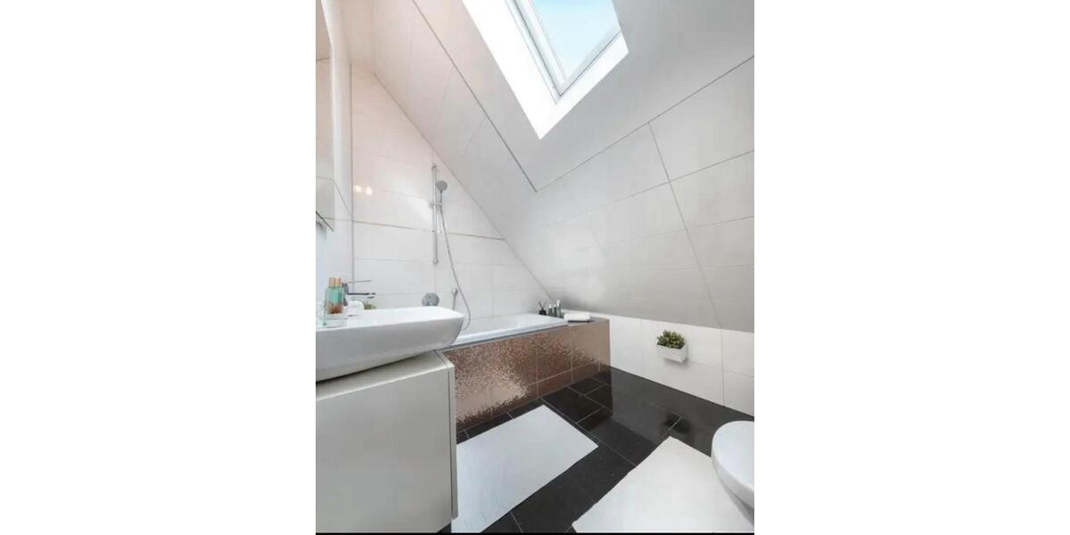 Reihenhaus Leonberg - 5 Zimmer, 132 m&sup2;, 718.000&euro; | Angebot:26817409