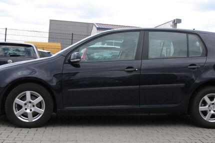 VW Golf 239.800 km 2.950 &euro; Hüttenberg 35625