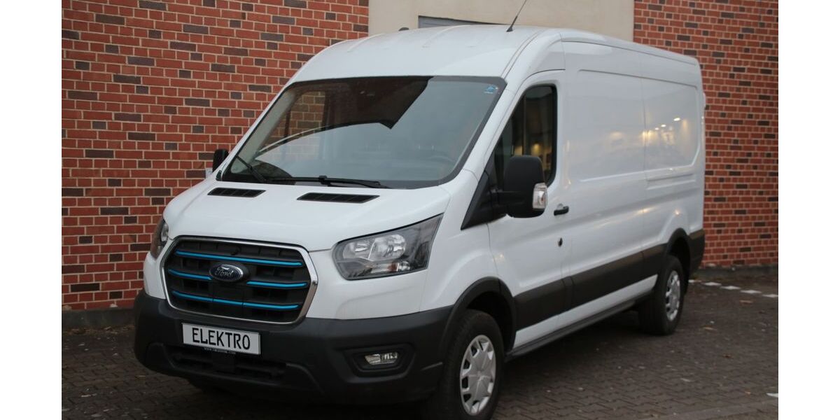 Ford Transit 14.000 km 28.100 &euro; Oettingen 86732