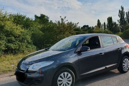 Renault Megane 103.000 km 5.000 &euro; Magdeburg 39108