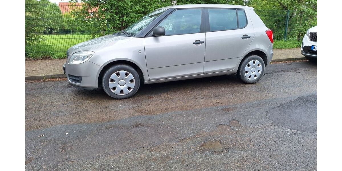 Skoda Fabia 210.000 km 2.500 &euro; Salzgitter 38239