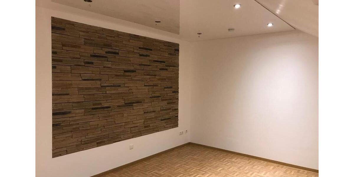 Dachgeschoßwohnung Wertheim - 5 Zimmer, 127 m&sup2;, 340.000&euro; | Angebot:26432384
