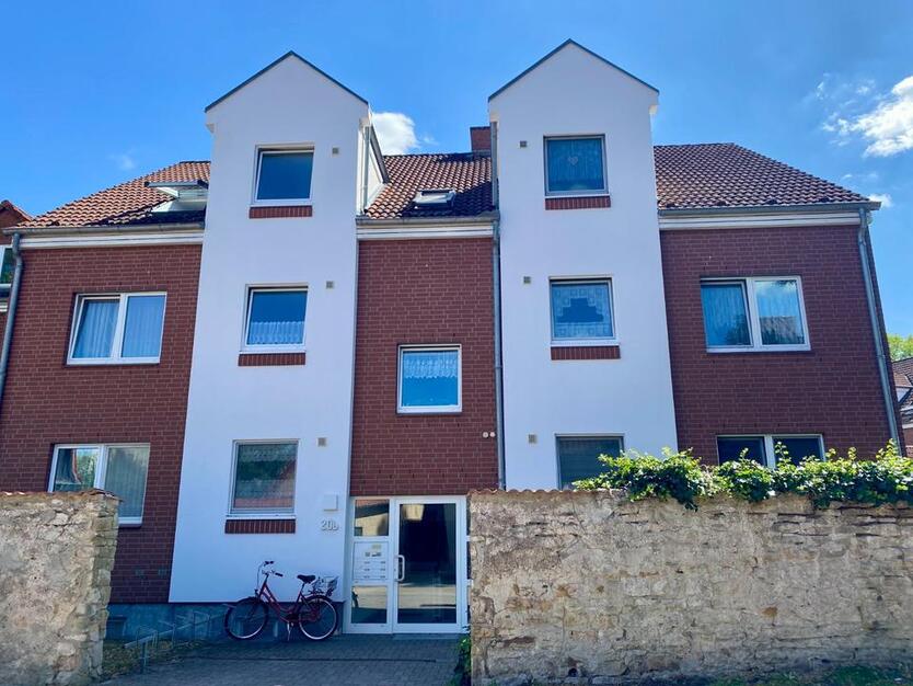 Ansprechende 3-Zimmer-Dachgeschosswohnung mit Balkon in Oebisfeld zimmer