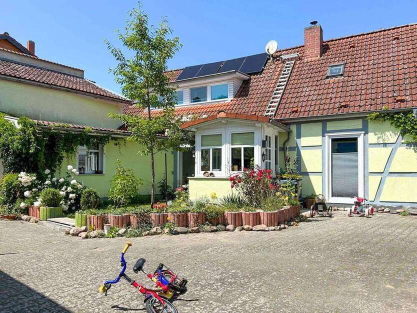 Haus zum Kaufen in Bismark 287.000 € 178.4 m²