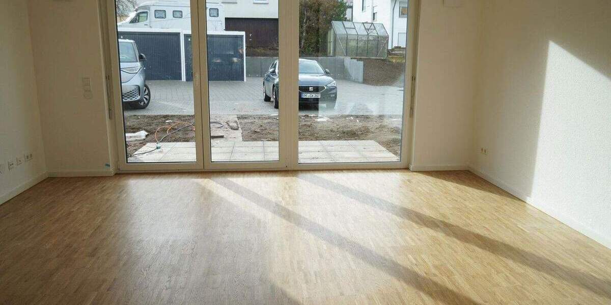 Reihenmittelhaus Pforzheim Würm - 5 Zimmer, 132 m&sup2;, 1.499&euro; | Angebot:24736515