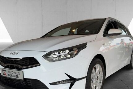 Kia ceed Sportswagon 18.096 km 18.499 &euro; Hamburg 22159