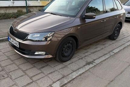 Skoda Fabia 161.000 km 5.900 &euro; Bremen 28213