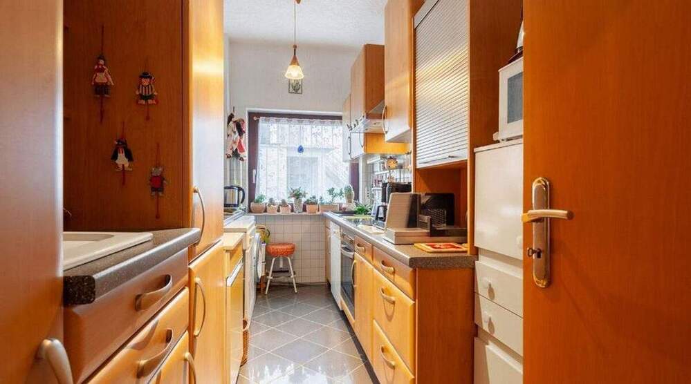 Familienfreundliche 6-Zimmer-Wohnung mit Balkon in Wiesbaden Medenbach 6 zimmer