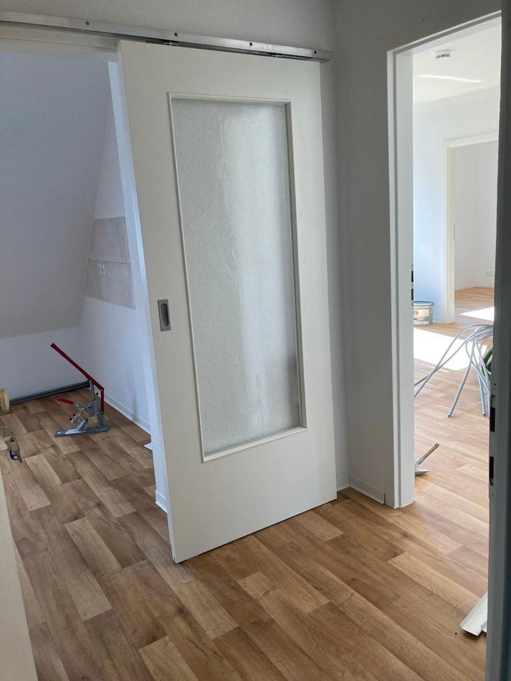 Renovierte 3-Raum-Wohnung im Dachgeschoss