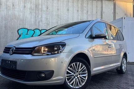 VW Touran 225.000 km 6.200 &euro; Hamburg 20539