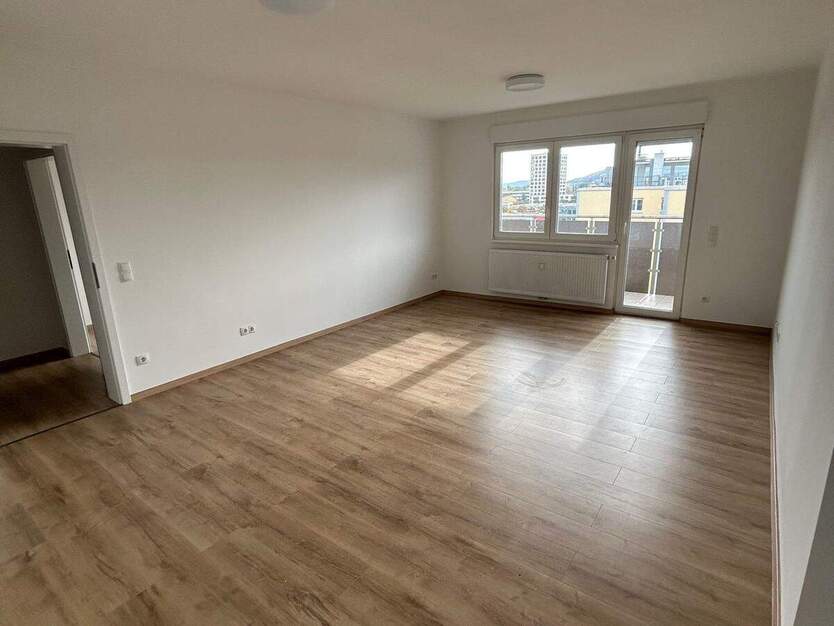 Familienfreundliche 4-Zimmer Wohnung mit Balkon in Würzburg Sanderau 4 zimmer