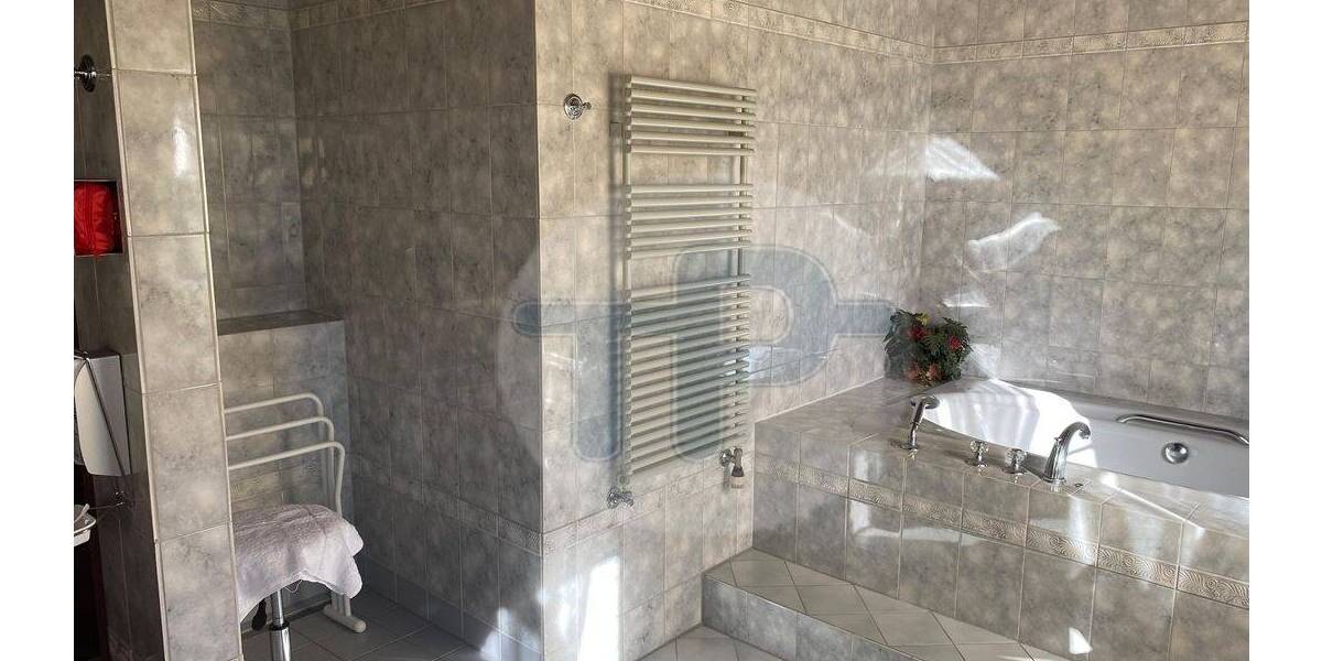 Bungalow Pocking - 6 Zimmer, 200 m&sup2;, 659.000&euro; | Angebot:25703905
