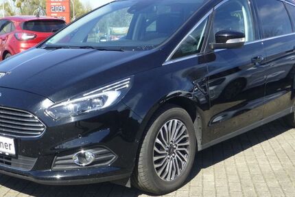 Ford S-Max 49.600 km 19.980 &euro; Wolfen 06766