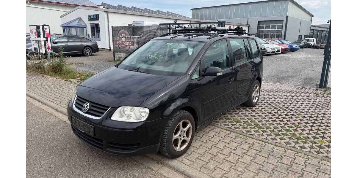 VW Touran 325.000 km 990 &euro; Eppingen 75031