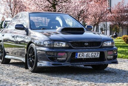 Subaru Impreza 100.000 km 31.900 &euro; Kraków 30-65