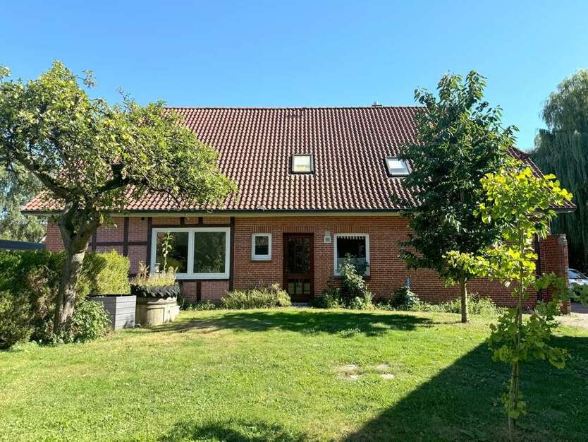 Haus zum Kaufen in Winsen (Luhe) Pattensen 340.000 € 206.74 m²
