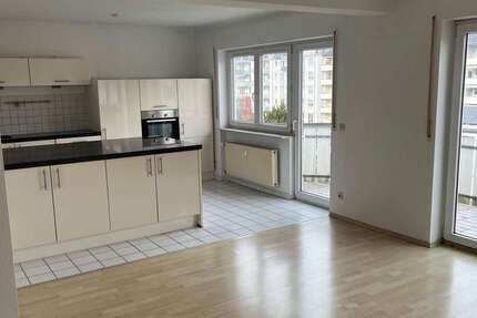 Wohnung Karlsruhe Oststadt - 3 Zimmer, 75 m&sup2;, 330.000&euro; | Angebot:26423220