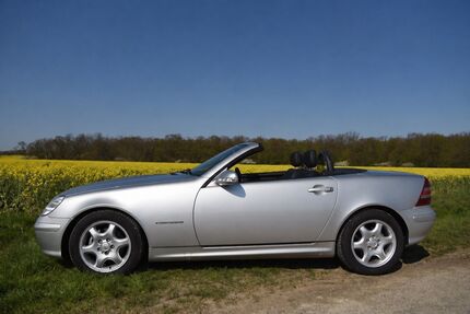 Mercedes-Benz SLK 200 73.500 km 9.250 &euro; Cremlingen 38162