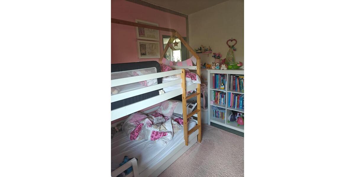 Dachgeschoßwohnung Kreuztal - 2.5 Zimmer, 68 m&sup2;, 139.000&euro; | Angebot:26266043