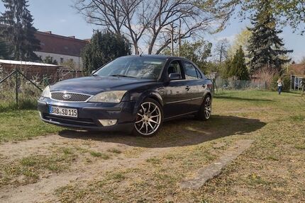 Ford Mondeo 246.000 km 2.000 &euro; Brandenburg an der Havel 14772