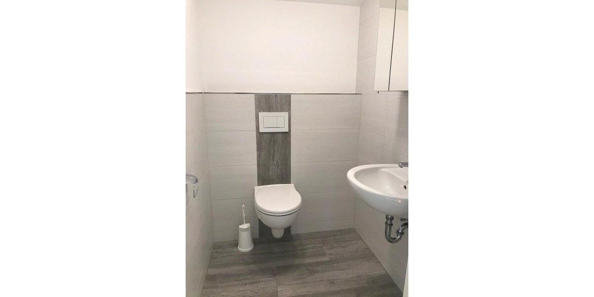 Dachgeschoßwohnung Pförring - 5 Zimmer, 117 m&sup2;, 1.160&euro; | Angebot:26408748
