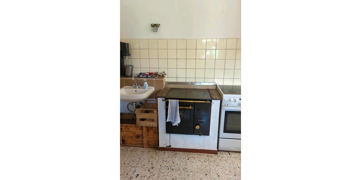 Etagenwohnung Rott am Inn - 2 Zimmer, 100 m&sup2;, 600&euro; | Angebot:26399011