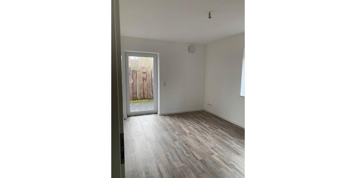 Erdgeschoßwohnung Büsum - 3 Zimmer, 75 m&sup2;, 1.300&euro; | Angebot:24838736