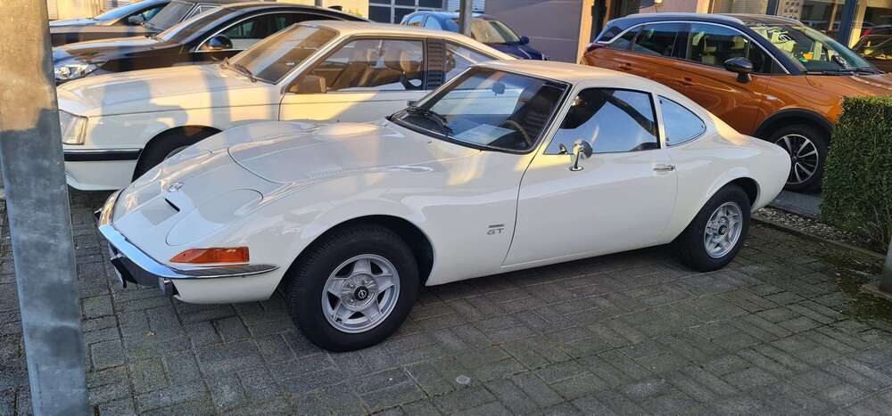 Opel GT 112.000 km 27.990 &euro; Dossenheim 69221