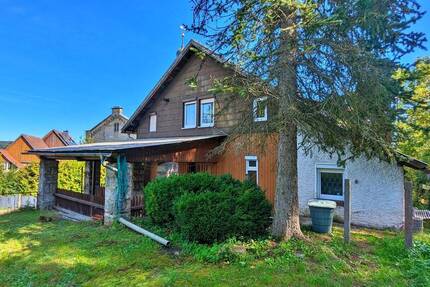 Haus Hildburghausen Häselrieth - 5 Zimmer, 120 m&sup2;, 49.000&euro; | Angebot:24033317