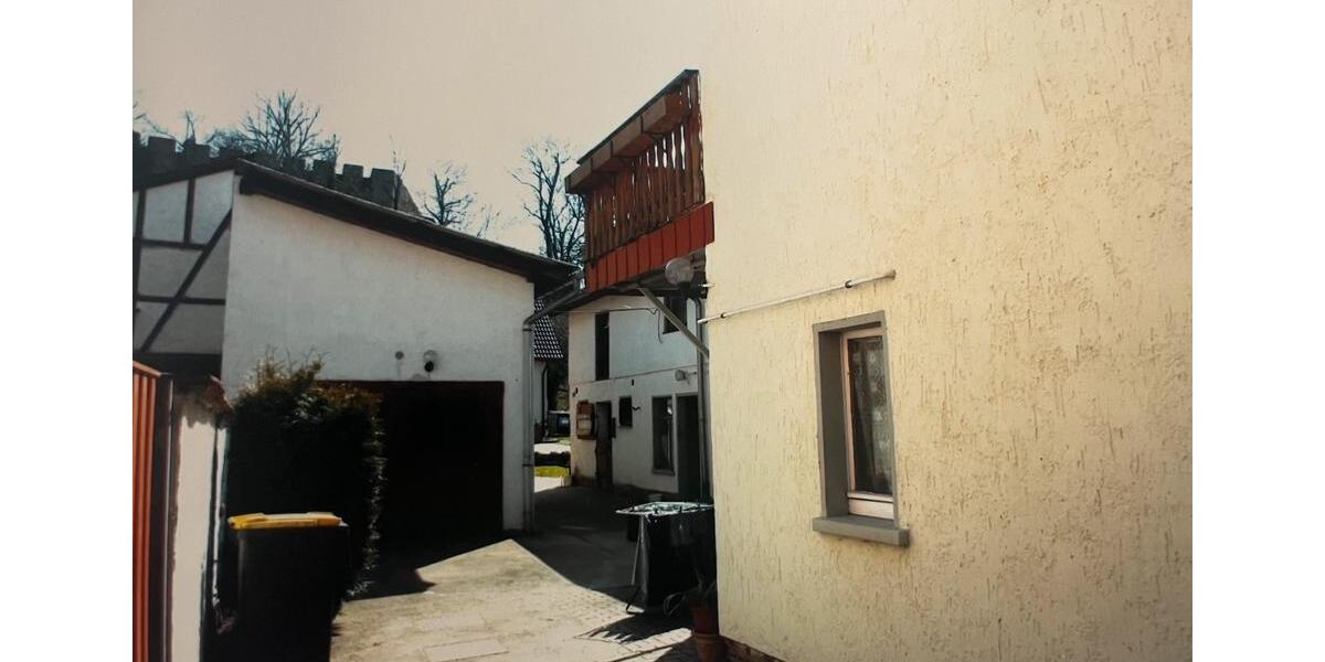 Einfamilienhaus Amt Creuzburg - 8 Zimmer, 188 m&sup2;, 80.000&euro; | Angebot:26363281