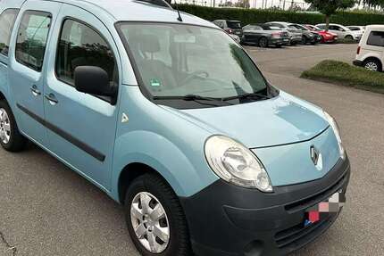 Renault Kangoo 146.850 km 5.590 &euro; Köln 50739