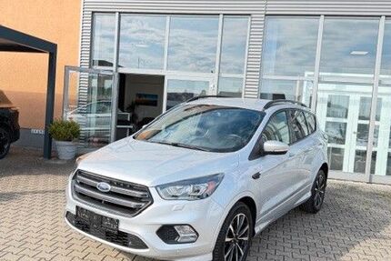 Ford Kuga 162.000 km 12.900 &euro; Frankenberg/Eder 35066